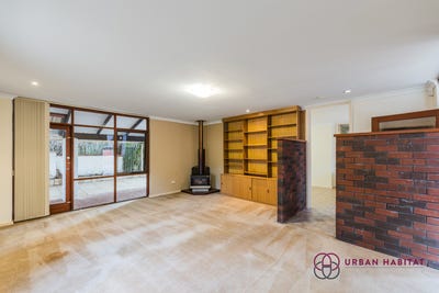 /international/au/19-calista-avenue-calista-wa-148223308/