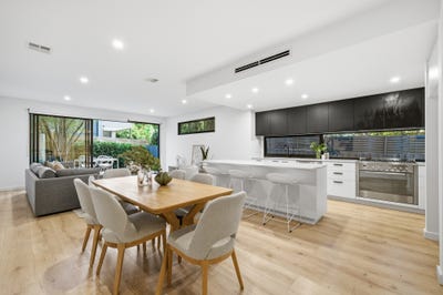 /international/au/260a-south-road-brighton-east-vic-150823356/
