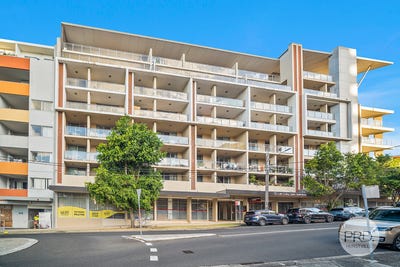 /international/au/501-8-12-kensington-street-kogarah-nsw-151108944/