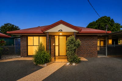 /international/au/7-frank-bell-street-emerald-qld-151172416/