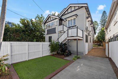 /international/au/21-raven-street-west-end-qld-148292112/