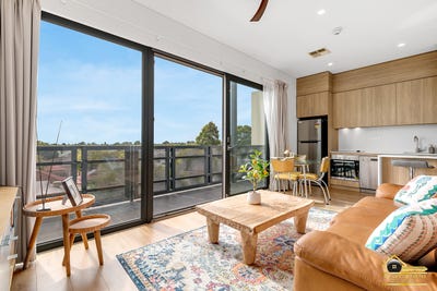 /international/au/302-129-churchill-road-prospect-sa-150955700/