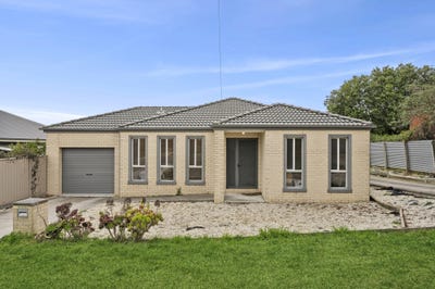 /international/au/210a-elsworth-street-mount-pleasant-vic-148728104/?lang=id