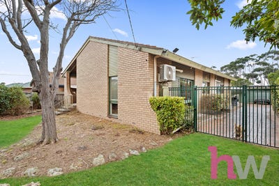 /international/au/24-smeaton-close-lara-vic-151312920/
