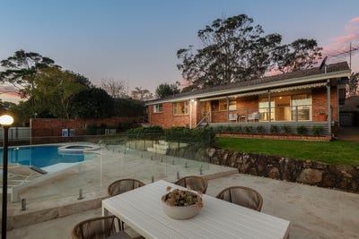 /international/au/19-alt-crescent-davidson-nsw-148483912/