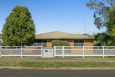 /international/au/468-stenner-street-darling-heights-qld-148640760/?lang=de