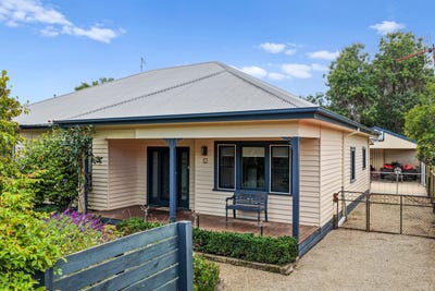 /international/au/6-deas-street-benalla-vic-150926948/