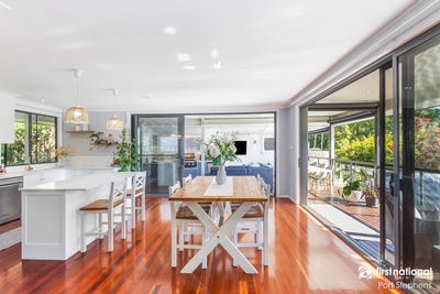 /international/au/60-ullora-close-nelson-bay-nsw-152701812/