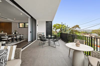 /international/au/1-615-old-south-head-road-rose-bay-nsw-150781040/
