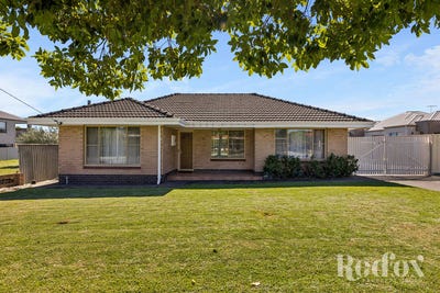/international/au/27-wesley-street-balcatta-wa-151192456/