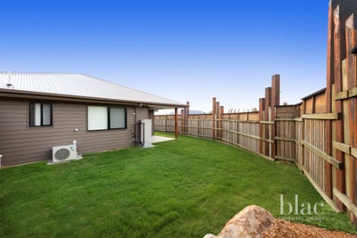 /international/au/96-crest-street-narangba-qld-150980424/
