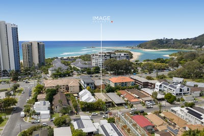 /international/au/15-molucca-avenue-palm-beach-qld-152458972/