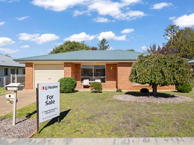 /international/au/8-nautilus-place-st-helens-tas-150927456/
