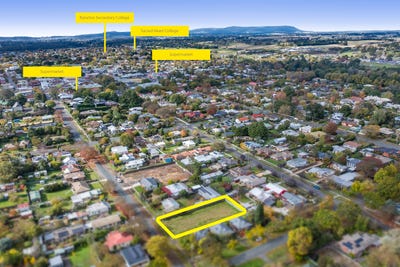 /international/au/53-jennings-street-kyneton-vic-204510420/