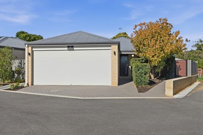 /international/au/7-quoin-lane-byford-wa-151594040/
