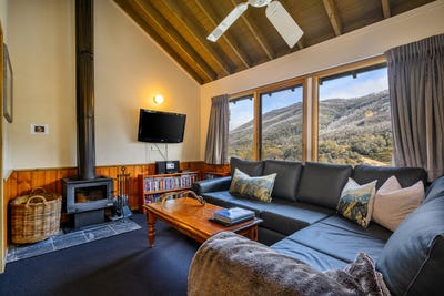 /international/au/5-banjo-banjo-drive-thredbo-nsw-148370956/