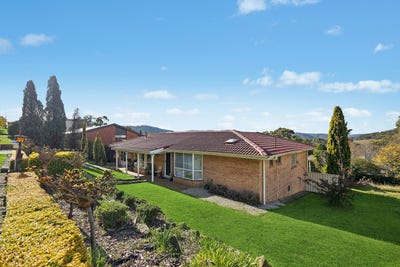 /international/au/8-hill-range-crescent-lithgow-nsw-151517720/