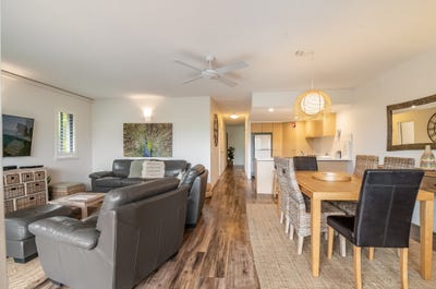 /international/au/8-8-byron-street-byron-bay-nsw-151071496/