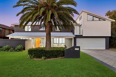 /international/au/14-bluewave-crescent-forresters-beach-nsw-152543464/