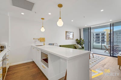 /international/au/406-148-logan-road-woolloongabba-qld-152088356/