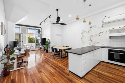 /international/au/220-1-missenden-road-camperdown-nsw-151181268/