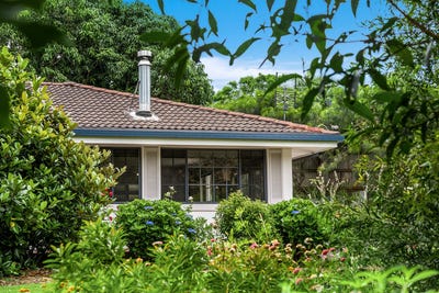 /international/au/1-3-walker-street-clunes-nsw-152391624/