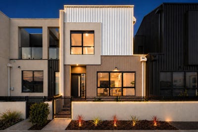 /international/au/9-travertine-loop-berwick-vic-151131732/