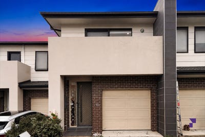 /international/au/10-corandirk-lane-punchbowl-nsw-151389596/
