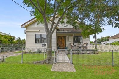 /international/au/18-daniel-street-cessnock-nsw-150884032/