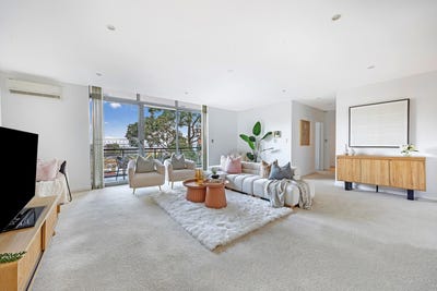 /international/au/53-16-post-office-street-carlingford-nsw-148712860/