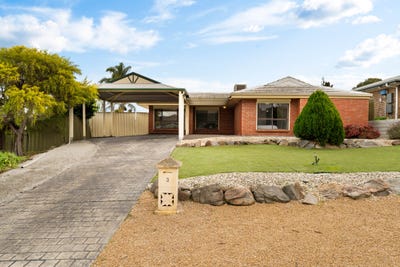 /international/au/3-elanora-avenue-morphett-vale-sa-148525696/?lang=en