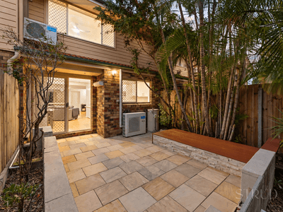 /international/au/4-10-gloriana-street-morningside-qld-152400384/
