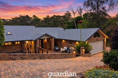 /international/au/15-araluen-place-glenhaven-nsw-152275464/