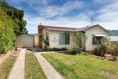 /international/au/49-jillico-avenue-tallangatta-vic-152528088/