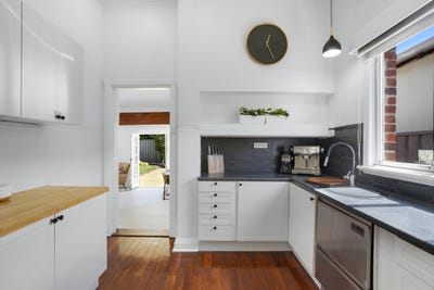 /international/au/57-east-street-mount-hawthorn-wa-152282084/