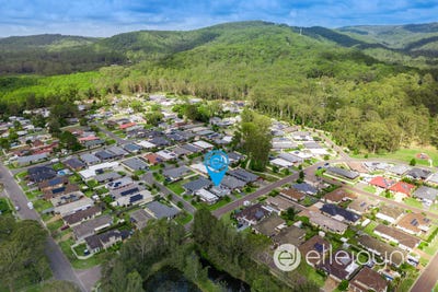 /international/au/11-cedar-cutters-crescent-cooranbong-nsw-151571780/