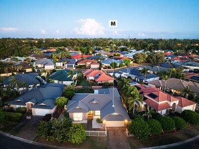 /international/au/49-martingale-circuit-clear-island-waters-qld-151005424/