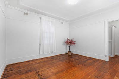 /international/au/32-cross-street-kogarah-nsw-150911180/