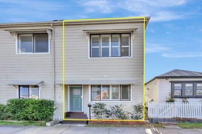 /international/au/23-robertson-street-carrington-nsw-151440104/