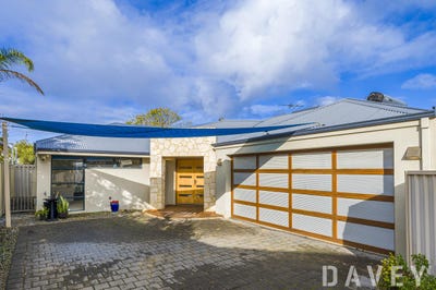 /international/au/68a-camberwell-road-balga-wa-151466368/