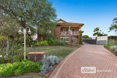 /international/au/1-crowea-street-south-bunbury-wa-148516448/