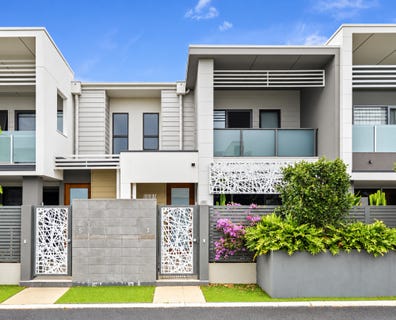 /international/au/3-1-vue-boulevard-robina-qld-152651432/