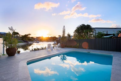 /international/au/43-sunshine-boulevard-broadbeach-waters-qld-148357908/