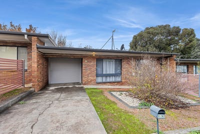 /international/au/2-92-old-violet-street-ironbark-vic-151558592/