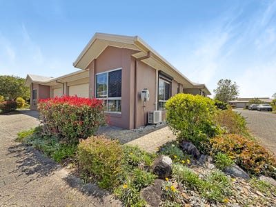 /international/au/44-2-grand-parade-kawana-island-qld-152432708/
