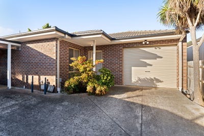 /international/au/10a-strathavan-drive-berwick-vic-151180592/