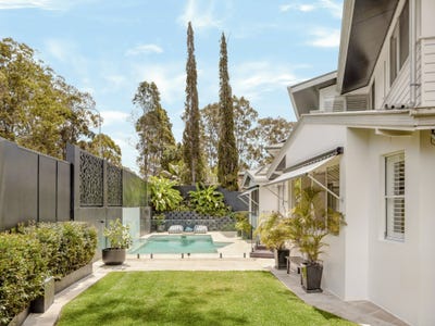 /international/au/4-kulki-place-chapel-hill-qld-152528364/