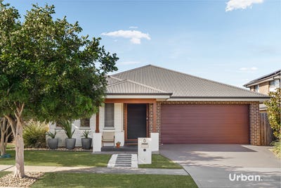 /international/au/6-paxton-street-gledswood-hills-nsw-148522184/