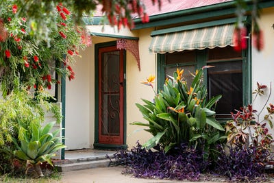/international/au/1-victoria-court-mildura-vic-152568360/