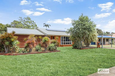 /international/au/23-bowls-street-yeppoon-qld-152571724/